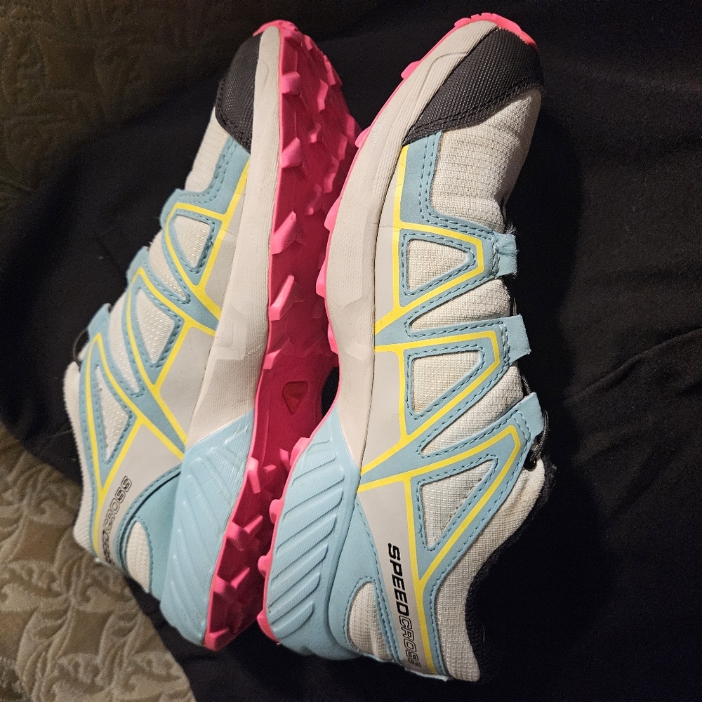 SALOMON speedcross Mint Green Yellow & Pink Sneaker